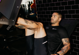 LEG PRESS: Robustez, Eficiência e Segurança para o Treino de Força Inferior