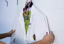 Vídeo de Natal da BOOMFIT homenageia quem trabalha na noite mais mágica do ano**